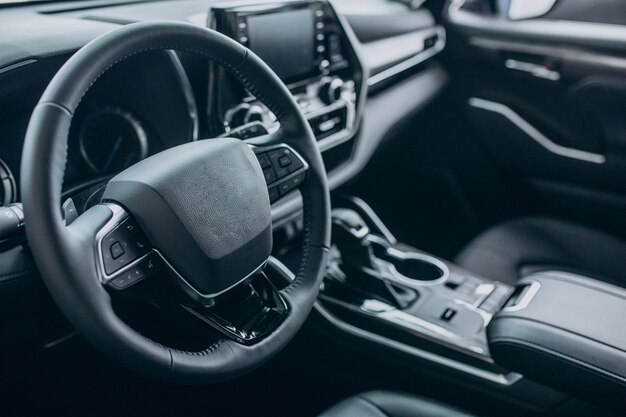Sekrety pielęgnacji wnętrza samochodu: jak zadbać o detale i komfort